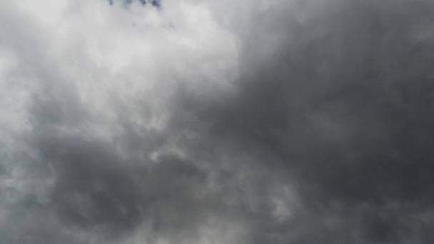 Lucht en wolken. bewolkte lucht. — Stockvideo