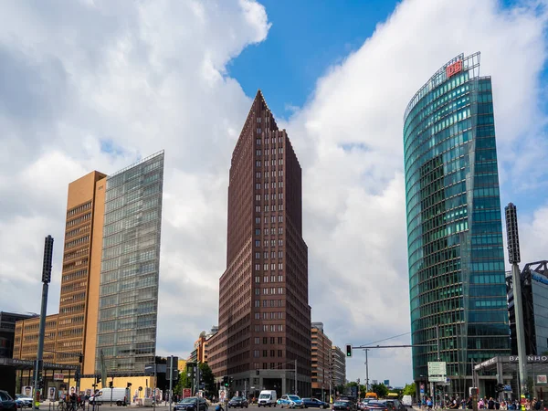 Berlim Alemanha Maio 2022 Edifícios Arquitetônicos Ultramodernos Cidade Potsdamer Platz — Fotografia de Stock
