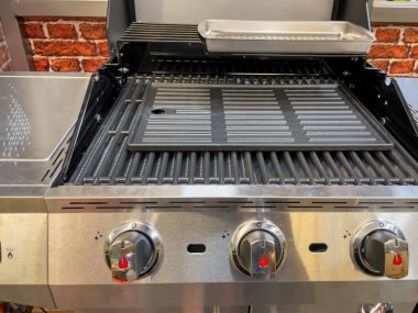 Gaz ızgarası. Izgara ızgarası. Metal ızgara. Ateş gücü düzenleyicisi.