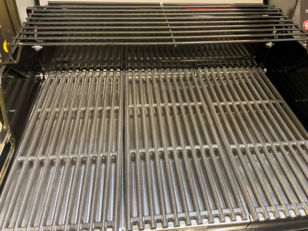 Gaz ızgarası. Izgara ızgarası. Metal ızgara. Ateş gücü düzenleyicisi.