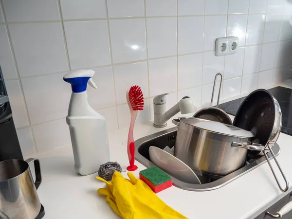 Washing Dishes While Cleaning House Kitchen Cleaning Dirty Dishes — Stock Fotó