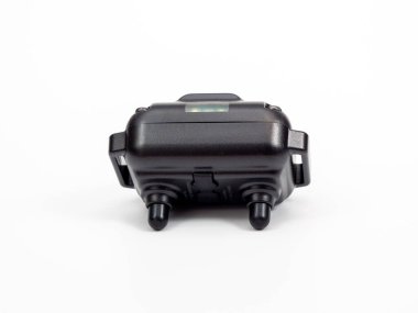 Dış şokun havlamasını azaltmak ya da durdurmak için uzaktan eğitim tasması.