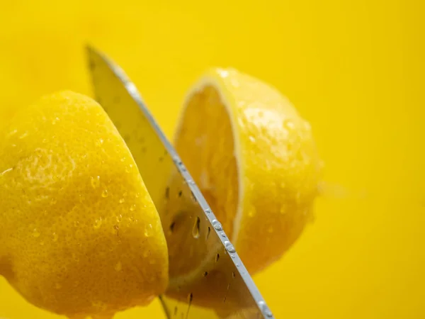 Cut Lemon Knife Air Cut Lemon Knife — 스톡 사진