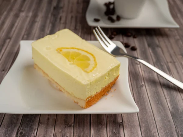 おいしいレモンケーキ デザートには甘いレモンケーキ — ストック写真