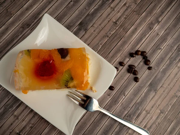 Πεντανόστιμο Κέικ Φρούτων Γλυκό Κέικ Φρούτων Για Επιδόρπιο Κοντινό Πλάνο — Φωτογραφία Αρχείου