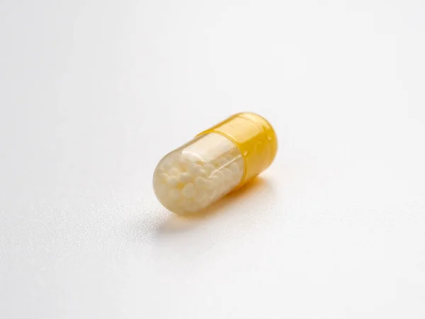 Vitamin Capsules White Background Macro Photography — Stock Photo, Image