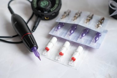 Kaşlar ve dudaklar için kalıcı makyaj makinesi 