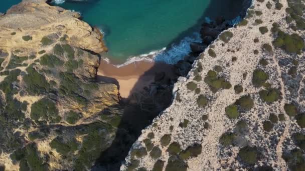 Luchtbeelden Van Kliffen Het Strand Sagres Portugal Het Toont Een — Stockvideo