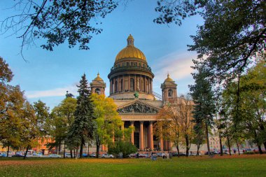 St. Petersburg 'daki St. Isaacs Katedrali manzarası