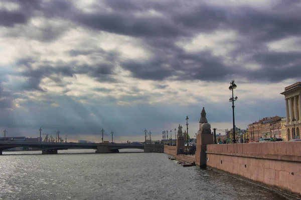 Sphinxes on the embankment in St. Petersburg — Stock Photo, Image