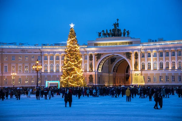 Christmas tree on Palace Square 스톡 사진