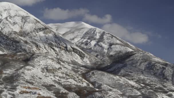 Airial Flyover View Snow Mountain Range Cedar Hills Utah Amerika — Stok Video