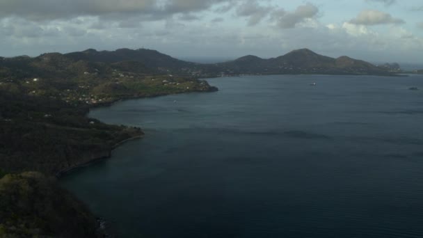 格林纳达海洋和海岸 卡里亚库的空中景观 — 图库视频影像