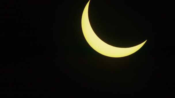 Panning Shot Partial Solar Eclipse Driggs Idaho Spojené Státy — Stock video
