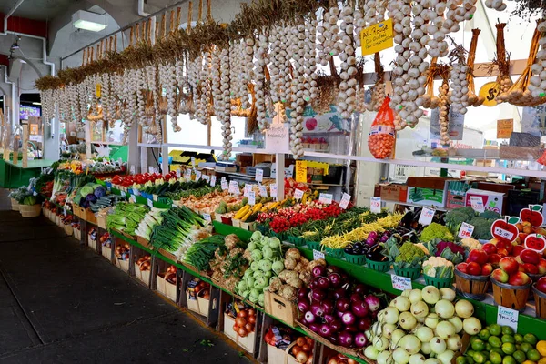 Frisches Bio Gemüse Auf Dem Markt — Stockfoto