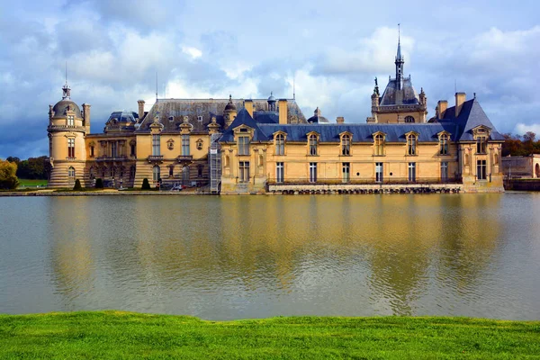 Chateau Chantilly Fransa Nın Başkenti Chantilly Bulunan Tarihi Bir Kaledir — Stok fotoğraf