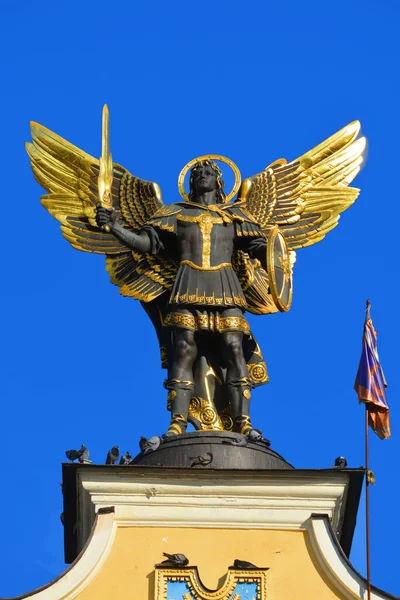 Kyiv Ukraine Verguld Bronzen Beeld Van Aartsengel Michaël Sint Patroonheilige — Stockfoto