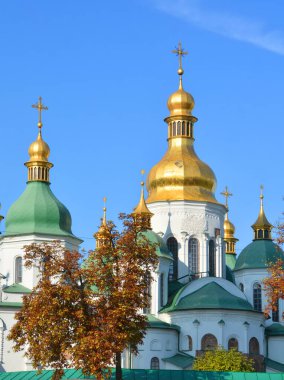 KYIV UKRAINE - 09 04 17: Kyiv 'deki Aziz Sophia Katedrali Kievan Rus' un bir mimari anıtıdır. Katedral, şehrin en bilinen simgelerinden biri ve Ukrayna 'nın ilk miras yeri..