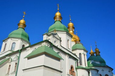 KYIV UKRAINE - 09 04 17: Kyiv 'deki Aziz Sophia Katedrali Kievan Rus' un bir mimari anıtıdır. Katedral, şehrin en bilinen simgelerinden biri ve Ukrayna 'nın ilk miras yeri..