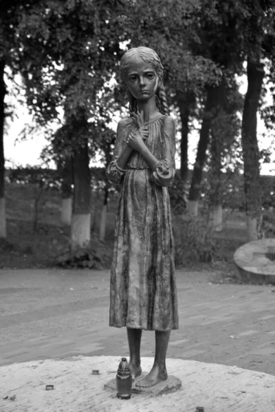 Kyiv Ukraine Hungry Girl Bronze Monument Memorial Victims Famine Devoted — Foto de Stock