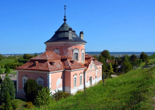 Zolochiv Ukraine Zolochiv Castle Comprised Huge Rectangular Grand Palace Smaller — Fotografia de Stock