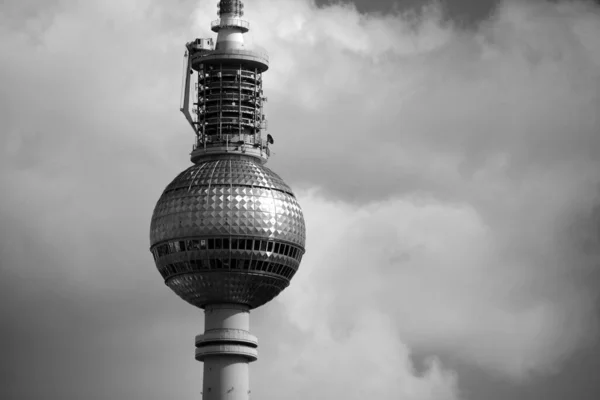 Berlin Germany Fernsehturm Television Tower Located Alexanderplatz Tower Constructed 1965 — Stockfoto