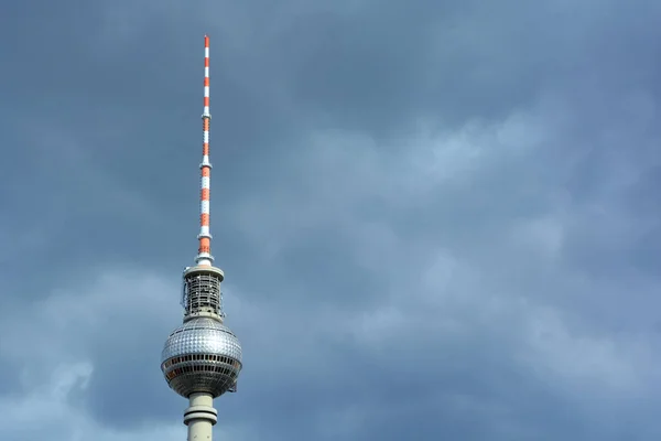 Berlin Germany Fernsehturm Television Tower Located Alexanderplatz Tower Constructed 1965 — Stok fotoğraf