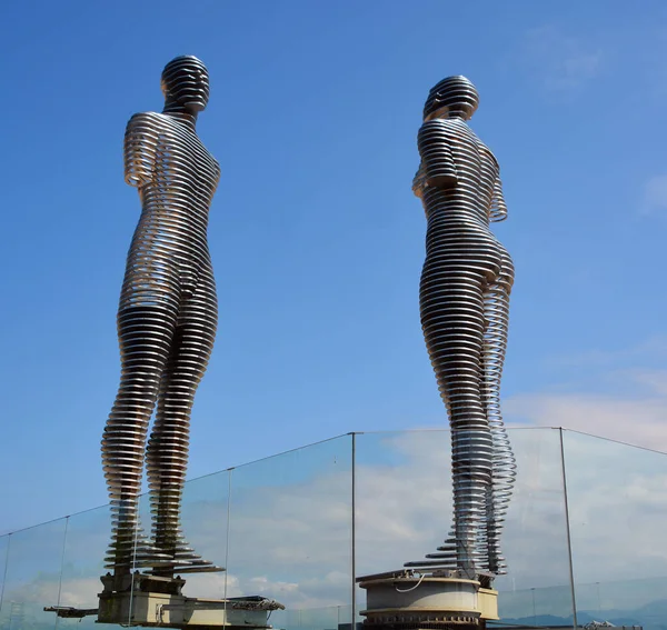 Batumi Georgia 2019 Ali Nino Sculptor Tamara Kvesitadze Doomed Lovers — Stockfoto