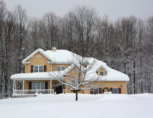 Shefford Quebec Canada 2020 Winter Landscape Typical Canadian House Design — Zdjęcie stockowe