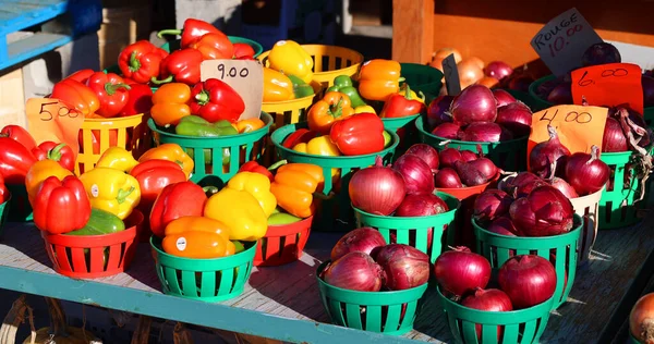 Verduras Frescas Vendidas Mercado —  Fotos de Stock