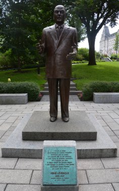 QUEBEC CITY QUEBEC CANADA 08 23 2020: Statue of Rene Levesque was a reporter, a minister of the government of Quebec, the founder of the Parti Quebecois political party and the 23rd Premier of Quebec