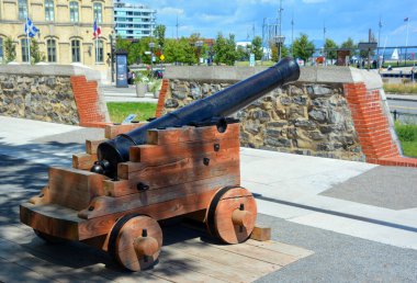 QUEBEC CITY QUEBEC CANADA 08 23 2020: Artillery cannon preserved in Quebec City, Presbytere St-Michel de Sillery, Dufferin,Terrace, Batterie Royale, Upper Town Fortifications