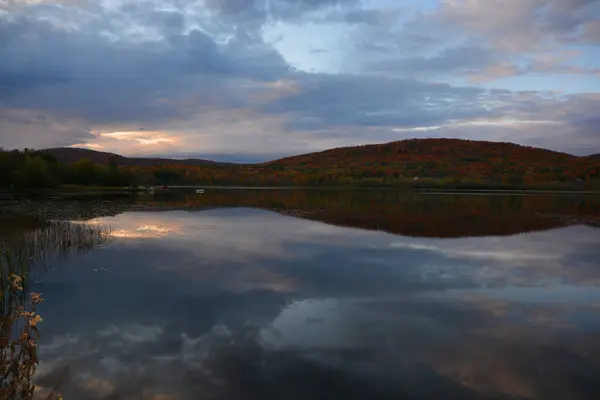 Scenic Landscape Beautiful Lake Autumn — Zdjęcie stockowe