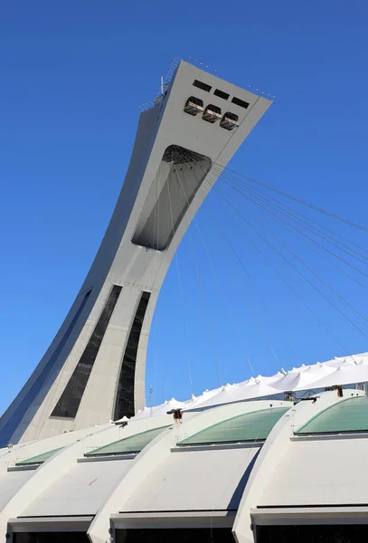 Montreal Canada 2019 Montreal Olympic Tower Olympic Rings Olympic Flame — Stock fotografie