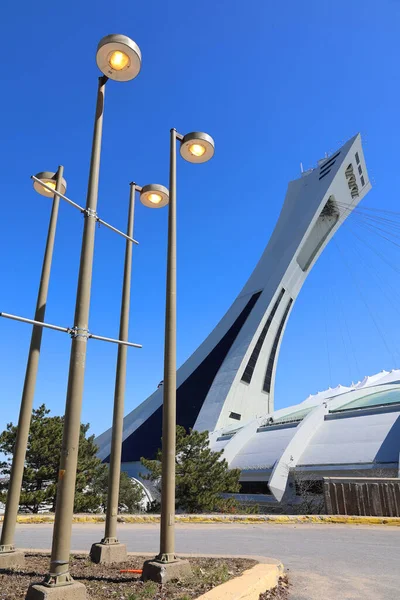 Montreal Canada 2019 Montreal Olympic Tower Olympic Rings Olympic Flame — Foto de Stock