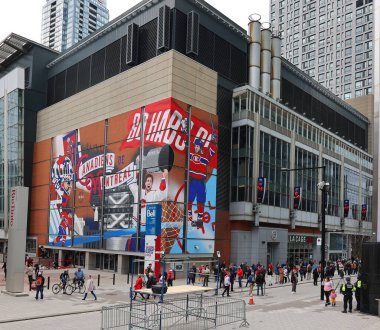 MONTREAL CANADA 05 02 2022: People waiting for burning chapel of late Guy Lafleur (09 20, 1951  05 22, 2022) Lafleur is the all-time leading scorer in Canadians history, notching 1,246 points
