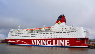 Helsinki Finlandiya 25 Eylül 2015: Viking Hattı Finlandiya, Aland Adaları, İsveç ve Estonya arasında feribot ve gemi seferleri filosu işleten bir Finlandiya gemicilik şirketidir..