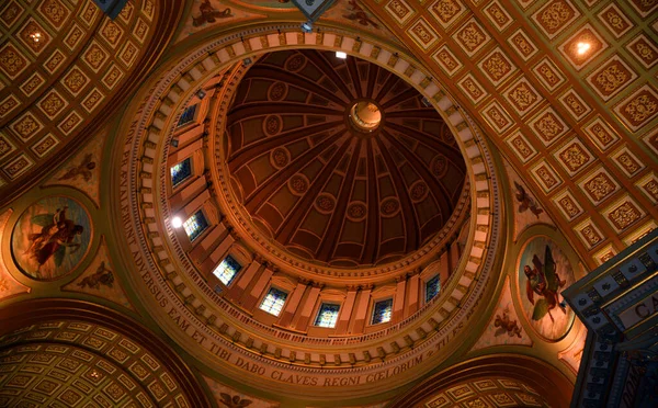 Beautiful Interior Cathedral — Stockfoto