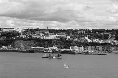 LEVIS QUEBEC CANADA 10. 13 2021: Kanada 'nın Quebec şehrinden Levis kasabasının manzarası