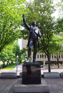 QUEBEC CITY CANADA 08 28 2022: Louis-Joseph Papineau, Montreal, Quebec doğumlu bir politikacı, avukat ve Seigneurie de la Petite-Nation 'ın ev sahibiydi..