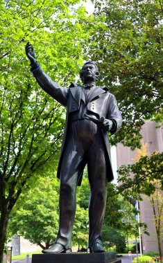 QUEBEC CITY CANADA 08 28 2022: Louis-Joseph Papineau, Montreal, Quebec doğumlu bir politikacı, avukat ve Seigneurie de la Petite-Nation 'ın ev sahibiydi..