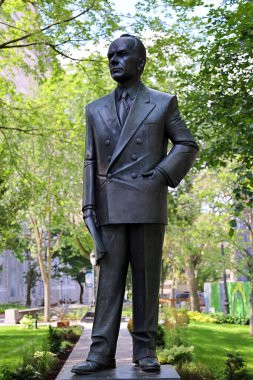 QUEBEC CITY CANADA 08 28 2022: Joseph-Adelard Godbout Kanadalı tarım uzmanı ve politikacı. 1936 'da Quebec' in 15. ve 1939 'dan 1944' e kadar da başbakanı olarak görev yaptı..