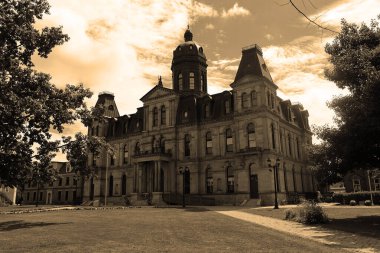 FREDERICTON NEW BRUNWICK 08 15 2022: New Brunswick Yasama Meclisi, New Brunswick Yasama Meclisi 'nin tartışmalı meclisidir.