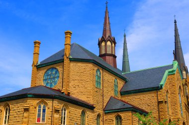 CHARLOTTETown PRINCE EDWARDS ADLAND 08 16 2022: St. Dunstans Bazilikası 'ndaki Katedral Cemaati, Tanrı' nın Sözleri 'ne dayanan ve Ekvador' un merkezindeki Roma Katolik cemaatidir.