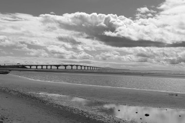 BORDEN CARLETON PRINCE EDWARD ADLAND 08 23 2022: Konfederasyon Köprüsü Northumberland Boğazı 'nın Abegweit Geçidi' nden geçen Trans-Kanada Karayolu 'nu taşıyan bir kutu kirişli köprüdür.