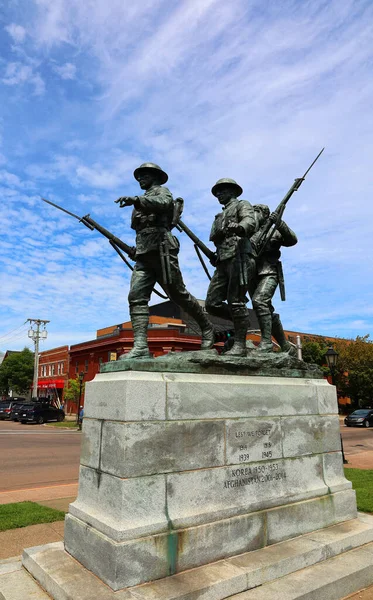 Charlottetown Prince Edwards Island 2022 War Memorial Monument Located Front — Stock Photo, Image