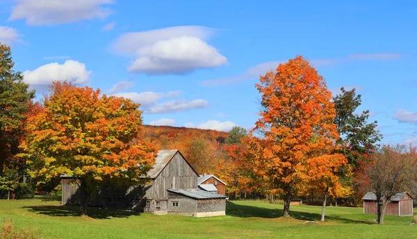 Bromont Quebec Canada 2022 Podzimní Krajina Stará Farma Venkově Bromontu — Stock fotografie