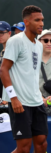 Jugador Tenis Profesional Jugar Cancha — Foto de Stock