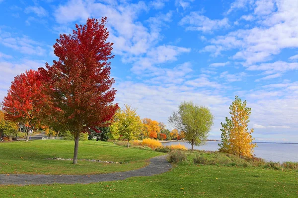 Sainte Anne Bellevue Montreal Quebec Canadá Rio São Lourenço Queda — Fotografia de Stock