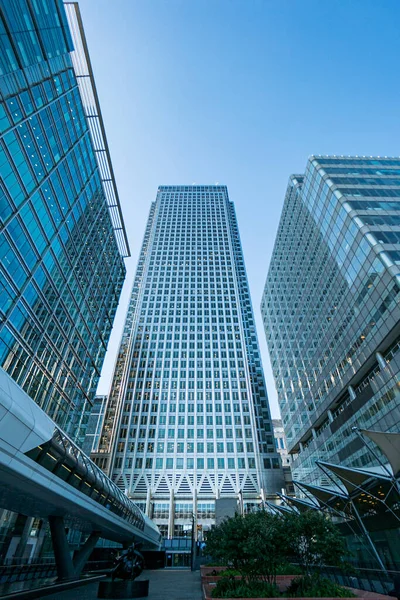 Office Buildings Skyscrapers Blue Sky Sunny Day Business District London — Stock Photo, Image